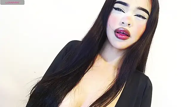 Snapshot of HarleyQueen_Robbie chatting on November 19, 2025, 5:13 pm HarleyQueen Robbie online show from November 19, 2025, 5:13 pm