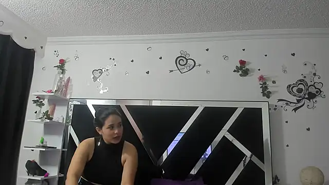 Snapshot of 1lovelygirls chatting on March 13, 2025, 12:02 pm 1lovelygirls online show from March 13, 2025, 12:02 pm