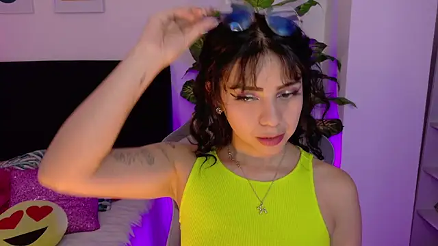 Snapshot of melany_naa chatting on March 2, 2026, 11:55 pm melany naa online show from March 2, 2026, 11:55 pm