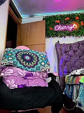 hot cherry online show from May 22, 2026, 7:23 pm