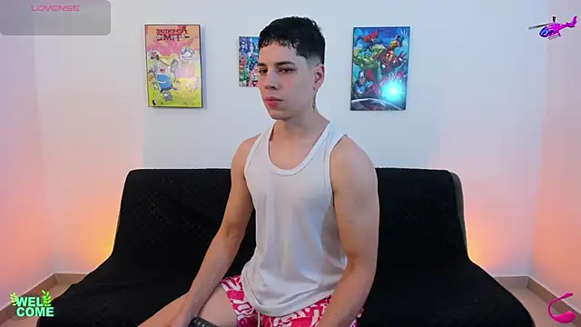 jonathanjoestar  online show from September 19, 2025, 10:03 pm