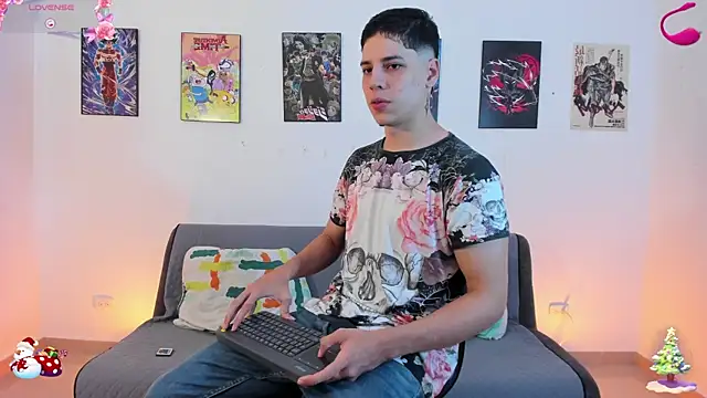 jonathanjoestar  online show from December 2, 2025, 9:49 pm