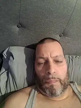 Just2much online show from March 17, 2025, 1:18 pm