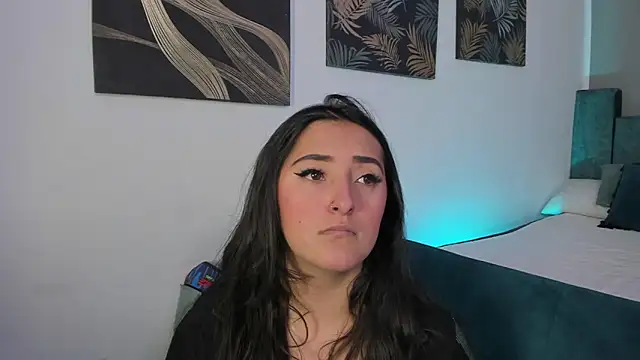 Snapshot of Kathia_Morelli chatting on October 7, 2025, 11:55 am Kathia Morelli online show from October 7, 2025, 11:55 am