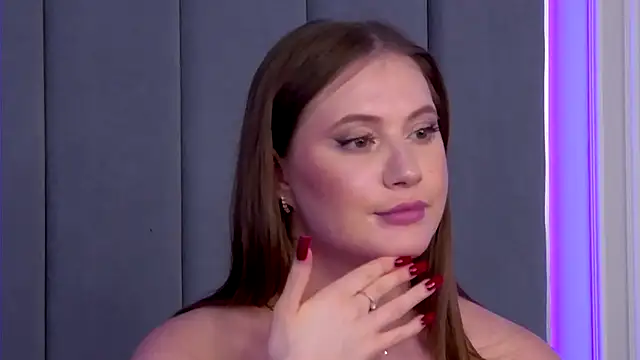 ChloeMarsch online show from October 10, 2025, 6:03 am