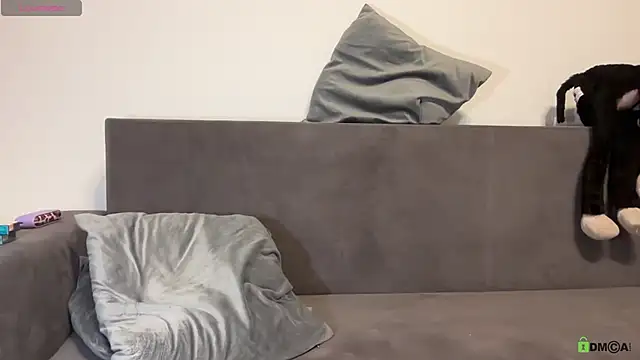 FoxyZen online show from October 22, 2025, 7:57 pm