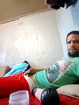 Snapshot of Tigermanboy chatting on October 8, 2025, 5:20 am Tigermanboy online show from October 8, 2025, 5:20 am