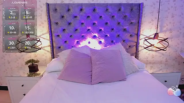 MiaWinx online show from March 8, 2025, 9:08 pm