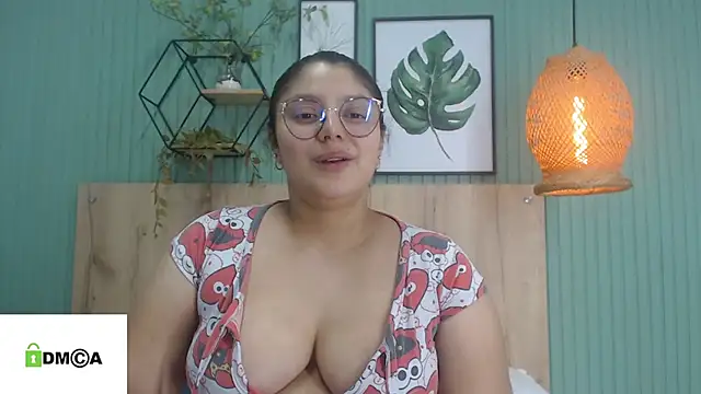 Snapshot of george_jonnes chatting on February 25, 2025, 1:00 pm george jonnes online show from February 25, 2025, 1:00 pm
