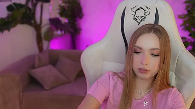 Linda054 online show from March 16, 2025, 10:53 pm