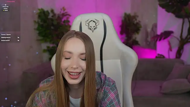 Linda054 online show from February 22, 2025, 3:47 pm