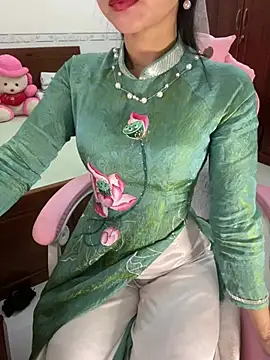    Erin    online show from July 22, 2026, 3:08 am