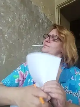 Forest-Lady online show from April 15, 2026, 5:57 am