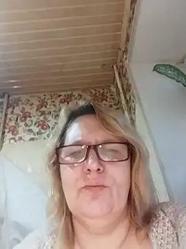 Forest-Lady online show from November 8, 2025, 1:36 pm