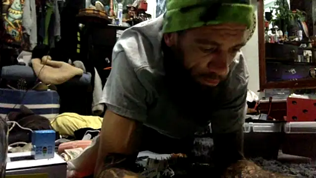 Robriguezxxx online show from October 31, 2025, 5:04 am