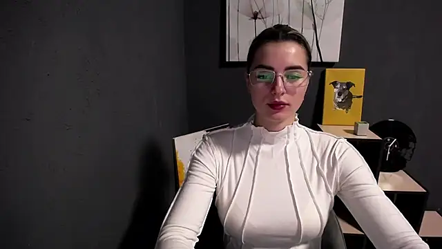 lady olivia  online show from March 25, 2026, 1:21 pm