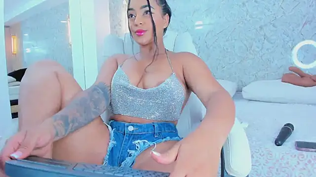 Snapshot of ximena_case chatting on September 19, 2025, 3:54 am ximena case online show from September 19, 2025, 3:54 am