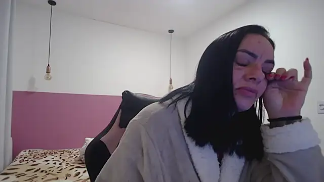 Snapshot of YasmimBrasil chatting on July 5, 2026, 5:36 am YasmimBrasil online show from July 5, 2026, 5:36 am