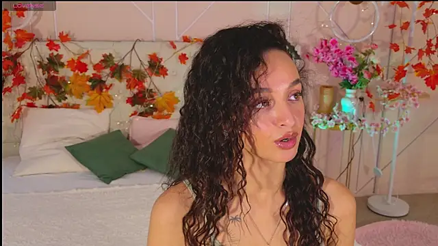 Lolly Neal online show from November 26, 2025, 4:56 am