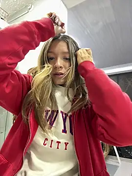 Snapshot of Victoria_Adams14 chatting on January 11, 2026, 2:51 am Victoria Adams14 online show from January 11, 2026, 2:51 am