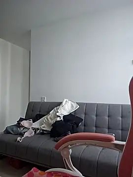 azumiichan online show from October 2, 2025, 1:25 pm