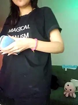 azumiichan online show from November 20, 2025, 12:11 am