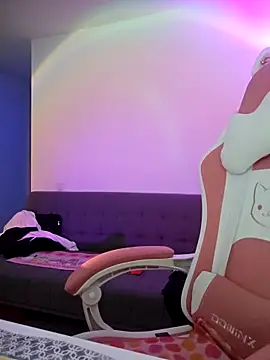 azumiichan online show from October 14, 2025, 11:58 pm