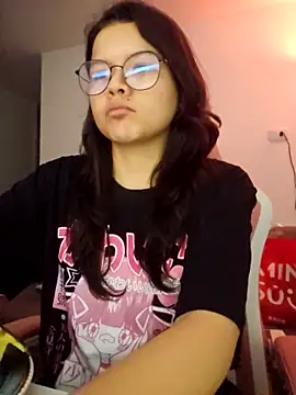 azumiichan online show from December 3, 2025, 12:12 am