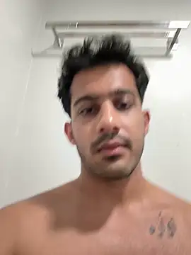 Snapshot of Notahuman1082 chatting on September 27, 2025, 8:48 pm Notahuman1082 online show from September 27, 2025, 8:48 pm