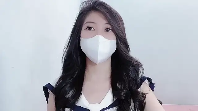 tanhxiu online show from September 30, 2025, 2:01 pm