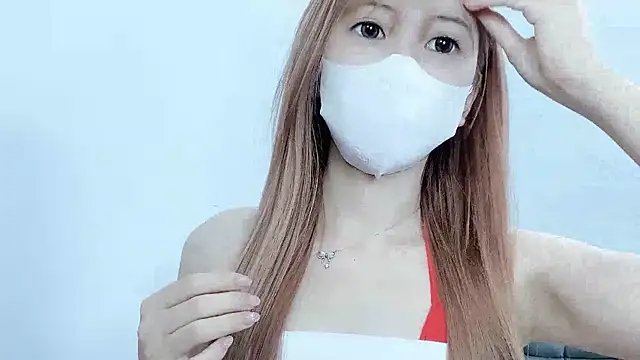 tanhxiu online show from February 18, 2025, 3:41 pm