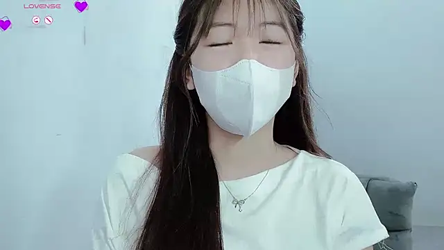 tanhxiu online show from January 14, 2025, 6:28 pm