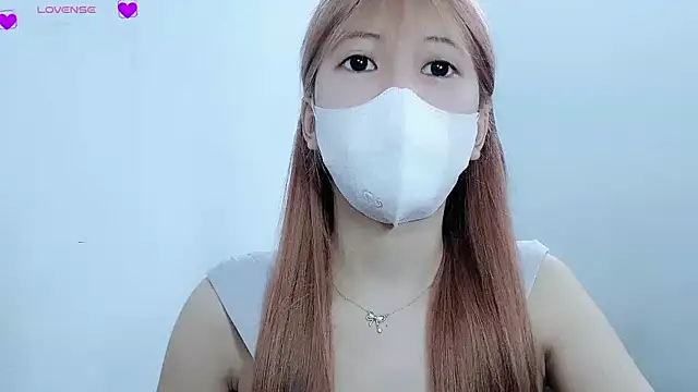 tanhxiu online show from February 16, 2025, 8:21 am