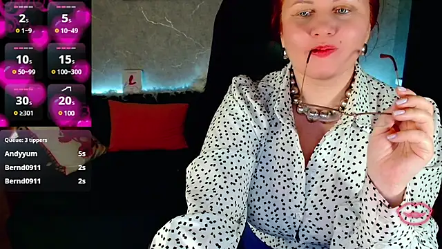 Nikki March online show from March 14, 2025, 6:29 pm