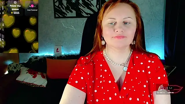 Nikki March online show from March 19, 2025, 7:27 pm