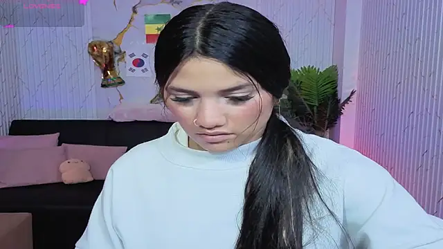 Snapshot of Chiara_tay chatting on July 13, 2026, 2:55 am Chiara tay online show from July 13, 2026, 2:55 am