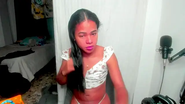 Snapshot of meghanSusexx chatting on February 13, 2026, 7:36 pm meghanSusexx online show from February 13, 2026, 7:36 pm