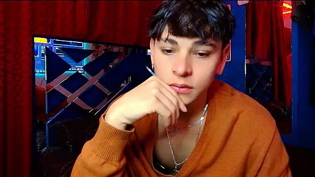 Luke Howland online show from September 30, 2025, 10:16 pm