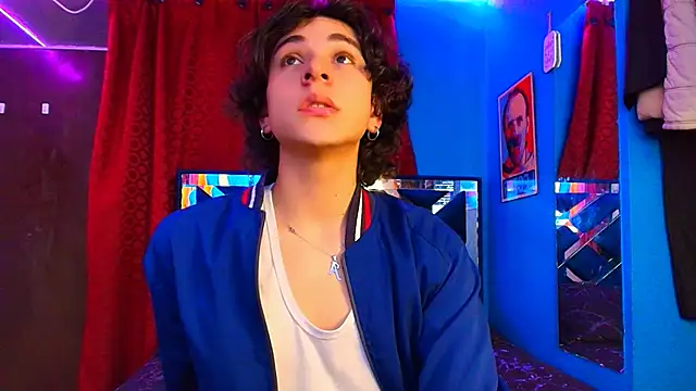 Luke Howland online show from March 12, 2025, 9:13 pm