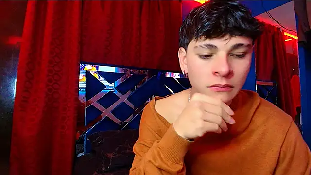 Luke Howland online show from September 19, 2025, 11:53 pm