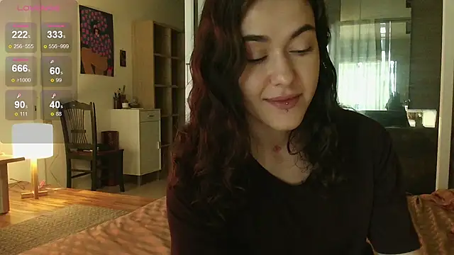 Snapshot of sadetuiningaa chatting on May 13, 2026, 2:07 am sadetuiningaa online show from May 13, 2026, 2:07 am