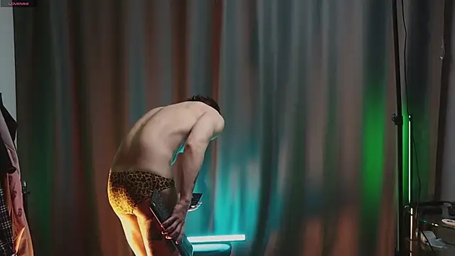 pleasure8869 online show from March 18, 2025, 4:51 am