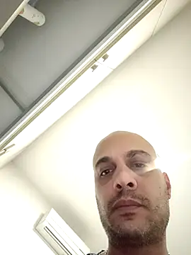 eAndrefHarrf online show from February 25, 2026, 12:55 am