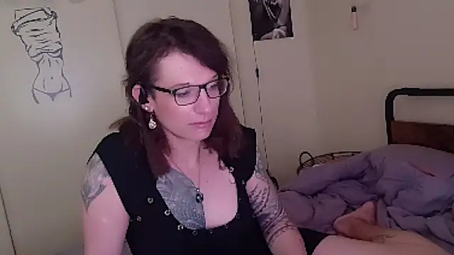 cassiemichellexx online show from April 6, 2026, 12:17 am