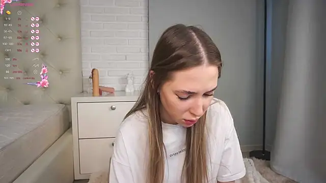 Snapshot of heidas_dream chatting on February 19, 2026, 7:16 am heidas dream online show from February 19, 2026, 7:16 am