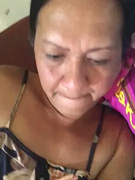 starfish05 online show from November 22, 2025, 3:38 am