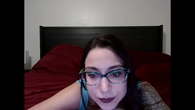 QueenLolaX online show from November 9, 2025, 3:54 am