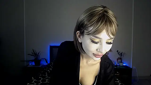 Izalimka online show from March 11, 2025, 6:19 am