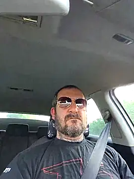 teddy79good online show from April 15, 2026, 4:11 pm