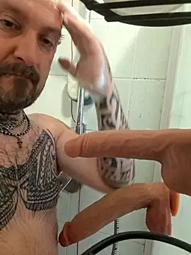 teddy79good online show from April 26, 2026, 2:14 pm